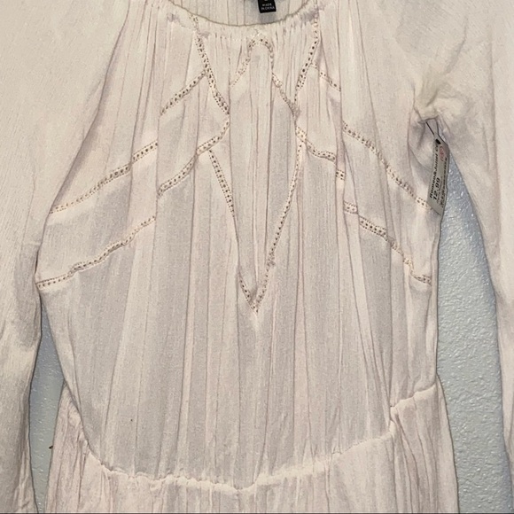 Romeo & Juliet Couture Off the Shoulder Bell Sleeve Renaissance Romper 669 - Picture 3 of 8